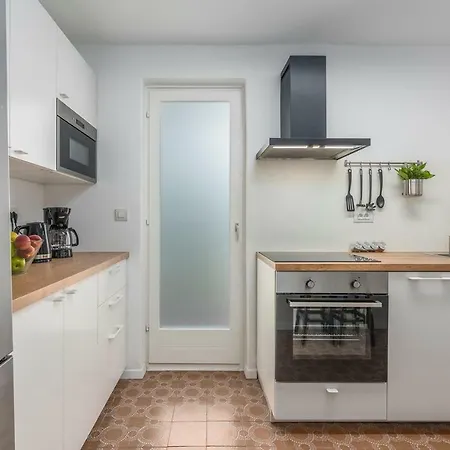 Biba Apartament *